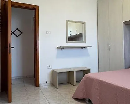 L'orizzonte Vista Mare Apartment *